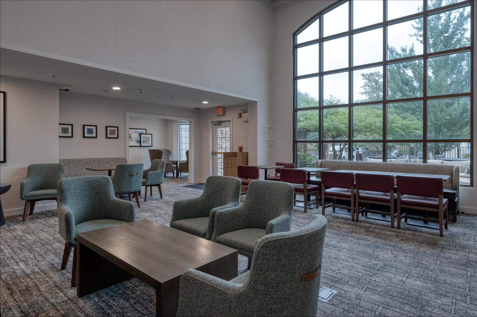 Staybridge Suites Allentown Airport Lehigh Valley, An Ihg Hotel Exterior foto